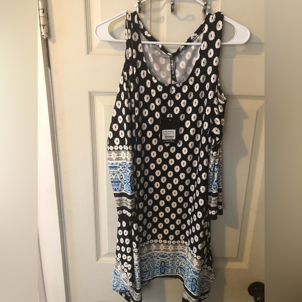 White Mark Sz 3x Dress cold shoulder with pockets BNWT